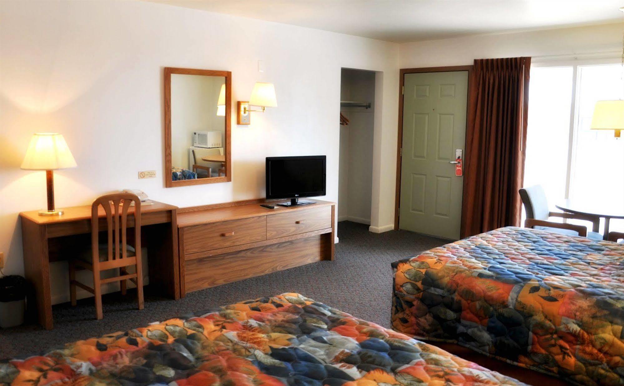 Trade Winds Motel Valentine Εξωτερικό φωτογραφία
